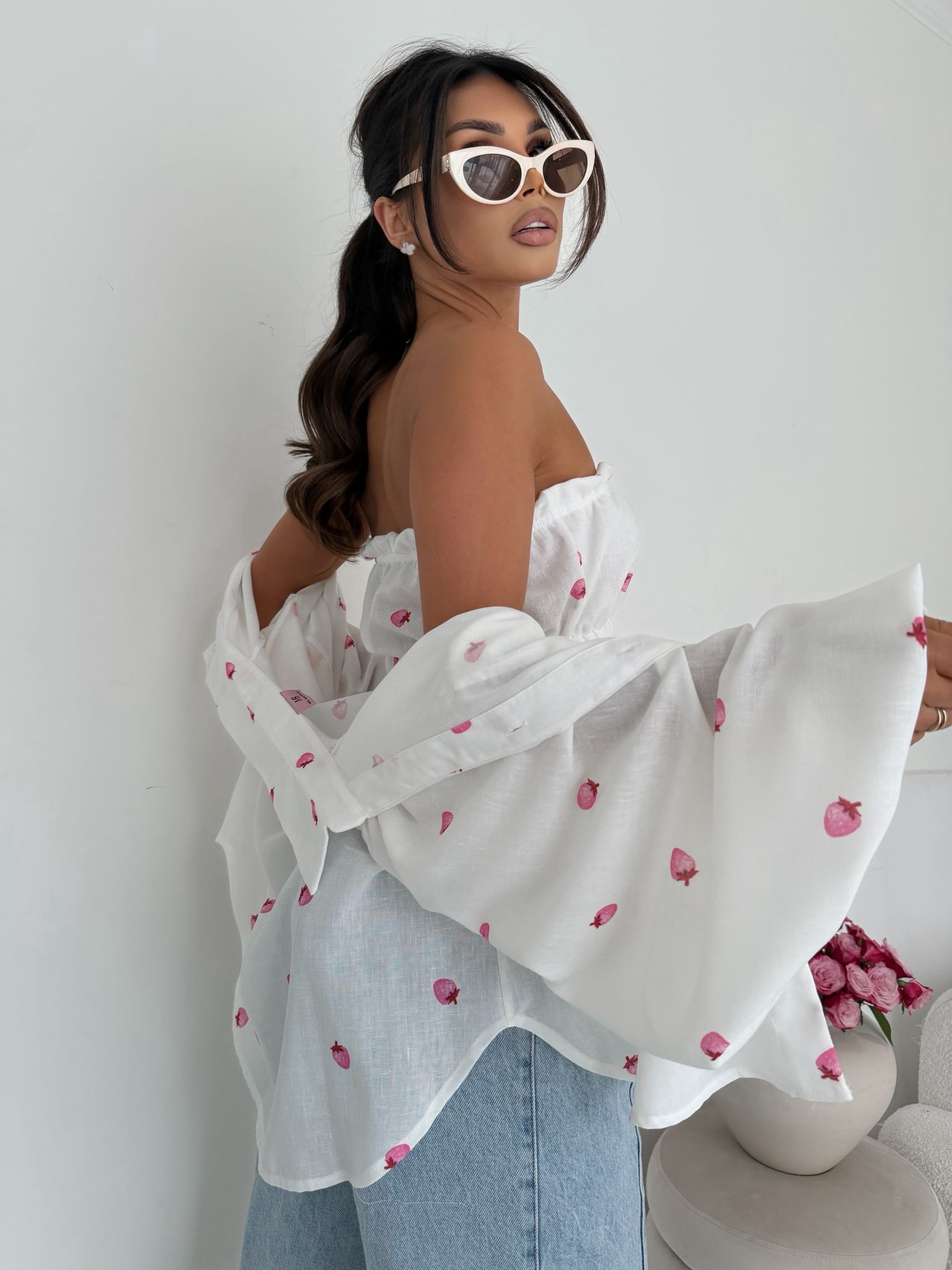 Top opaska MOKO strawberries biały