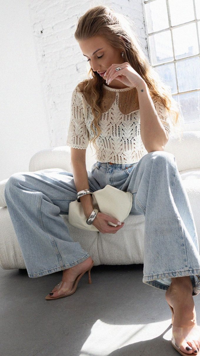 Kołnierzyk z karmelowej koronki