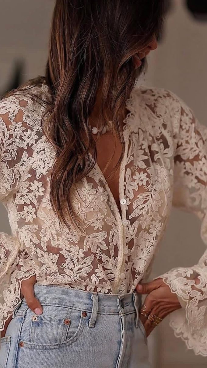 Bluzka LAURA beżowa koronka