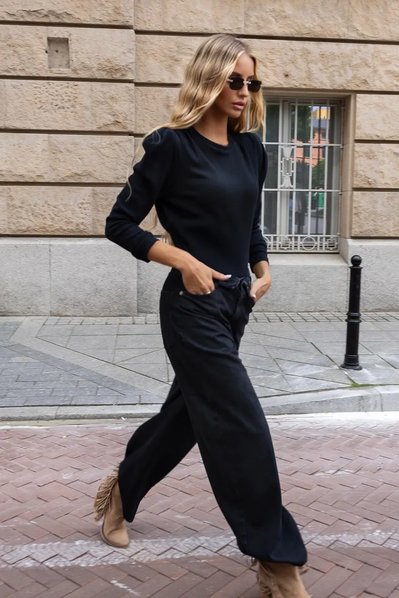 Bluzka z bufką LEA czarna