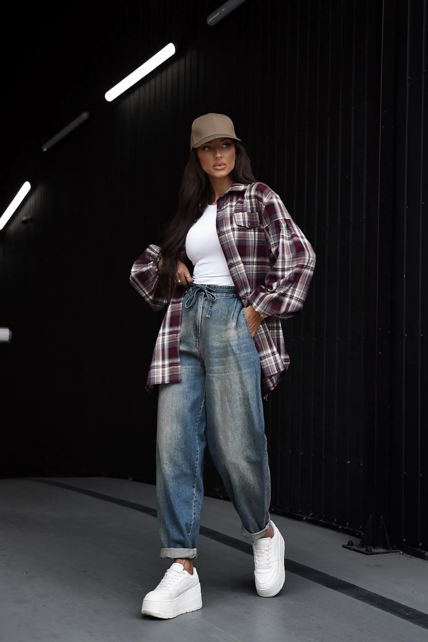 Spodnie jeansowe MILLA