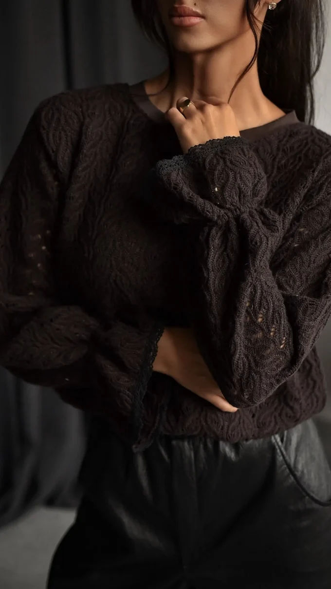 Sweter ROSE ażurowany